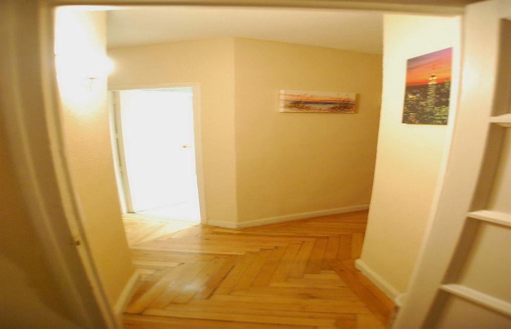 Apartamentos Aqui Me Quedo Madrid Eksteriør bilde