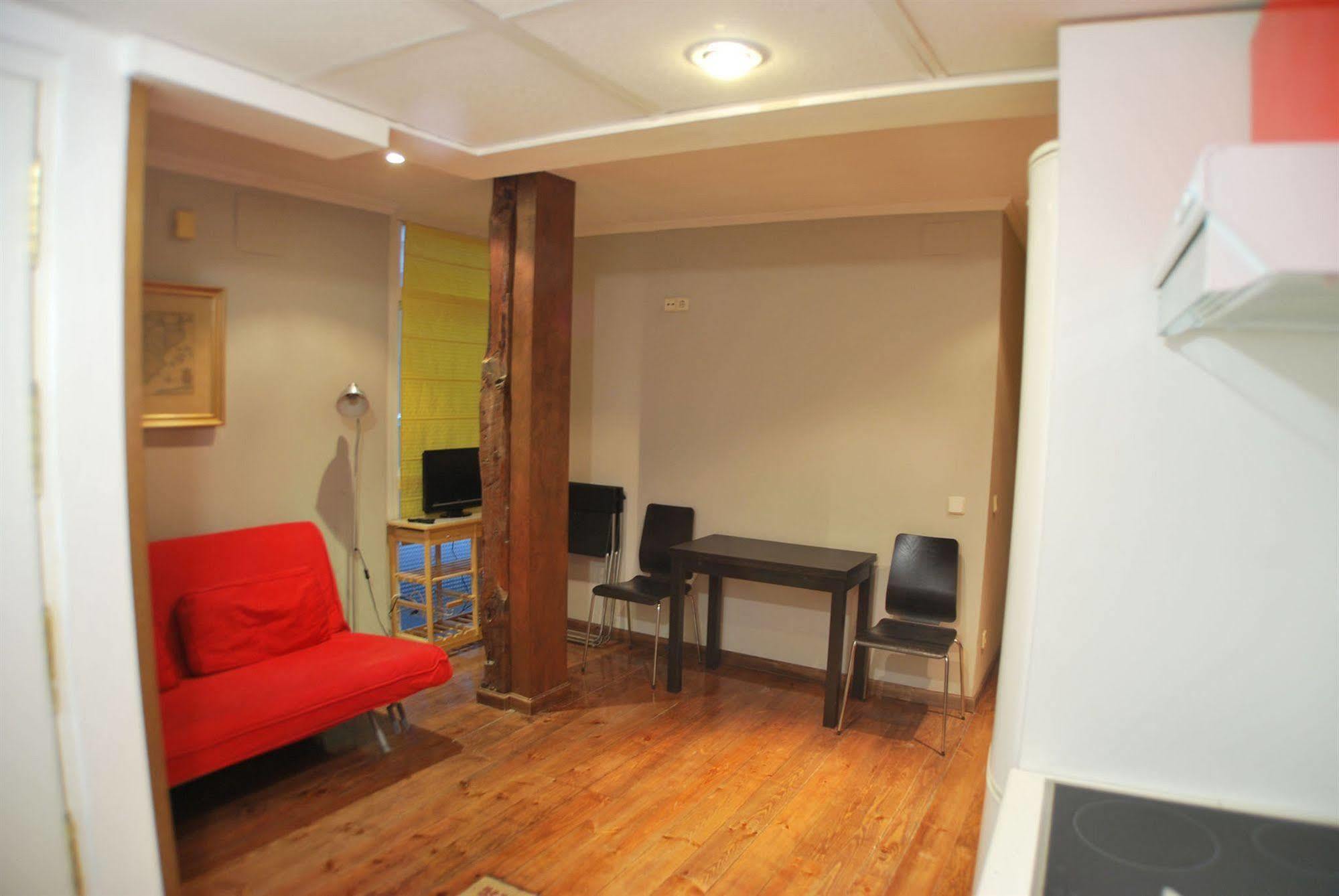 Apartamentos Aqui Me Quedo Madrid Eksteriør bilde