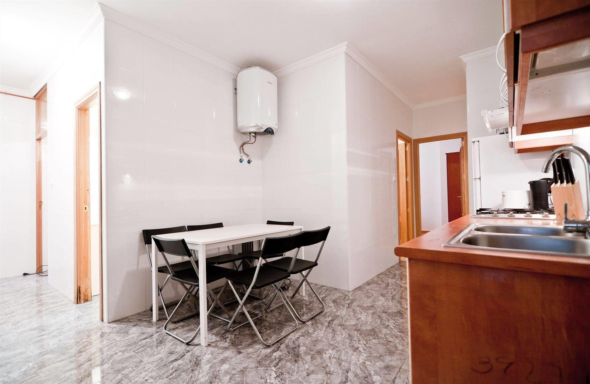 Apartamentos Aqui Me Quedo Madrid Eksteriør bilde